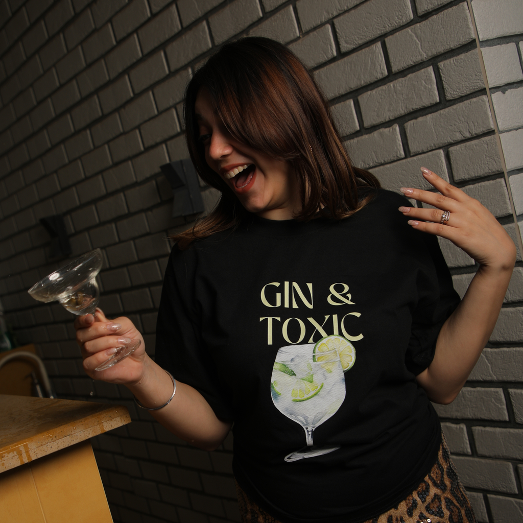 Gin & Toxic Oversized Tee